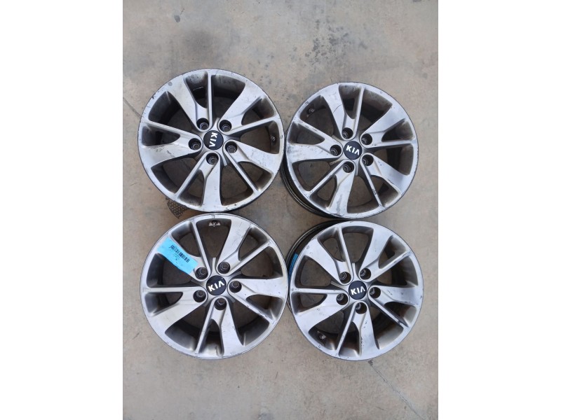 Recambio de juego llantas para kia optima business referencia OEM IAM 61/2JX16 ET47 X4 16