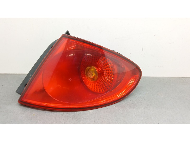 Recambio de piloto trasero derecho para seat toledo iii (5p2) 2.0 tdi 16v referencia OEM IAM 5p5945096b  