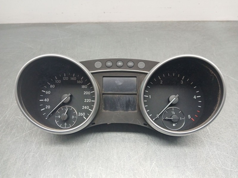 Recambio de cuadro instrumentos para mercedes-benz clase m (w164) 4.0 cdi referencia OEM IAM A1645408947 A1645408947 