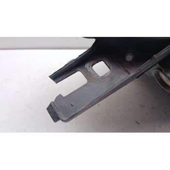 Recambio de faro izquierdo para peugeot partner tepee 1.6 hdi 90 4x4 referencia OEM IAM 6208K4 9682829380 89317991