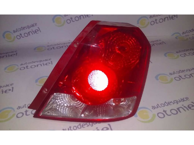 Recambio de piloto trasero derecho para daewoo kalos 1.2 se referencia OEM IAM   