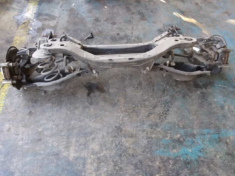 Recambio de puente trasero para lexus ct 200h referencia OEM IAM 5120675022  