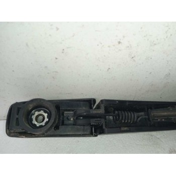Recambio de brazo limpia trasero para toyota auris hybrid active referencia OEM IAM   