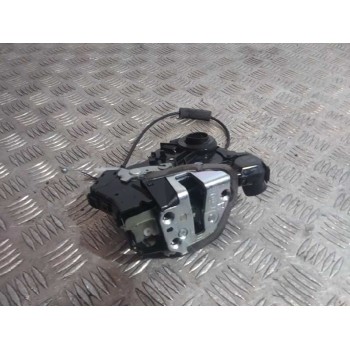 Recambio de cerradura puerta delantera derecha para lexus ct 200h referencia OEM IAM A046693  