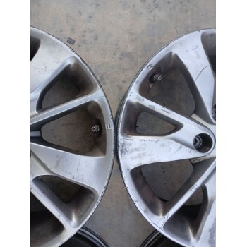 Recambio de juego llantas para kia optima business referencia OEM IAM 61/2JX16 ET47 X4 16