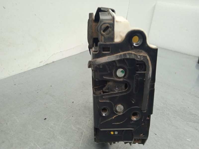 Recambio de cerradura puerta delantera derecha para volkswagen polo (6r1) advance referencia OEM IAM 5K1837016B 5K1837016D 7 PIN