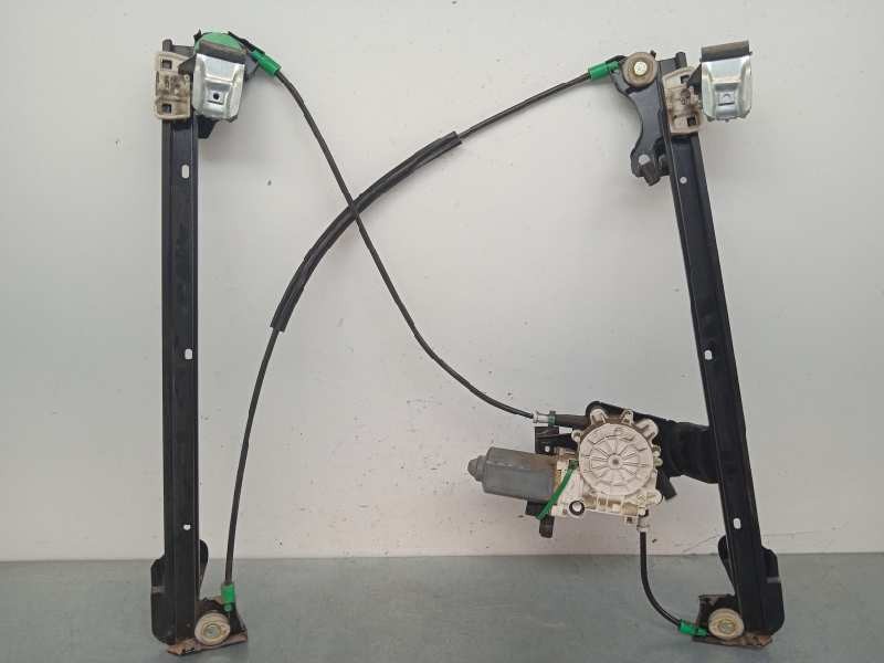 Recambio de elevalunas delantero derecho para land rover freelander baikal referencia OEM IAM LR060134  3P 2 PINS