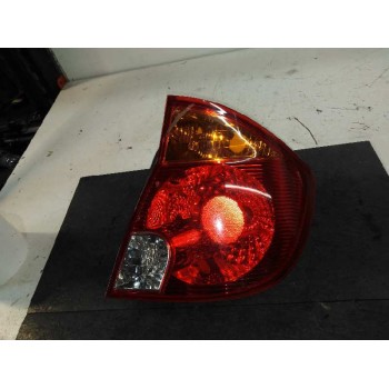 PILOTO TRASERO DERECHO 92402257 