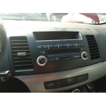 SISTEMA AUDIO / RADIO CD 