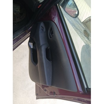 GUARNECIDO PUERTA DELANTERA DERECHA 