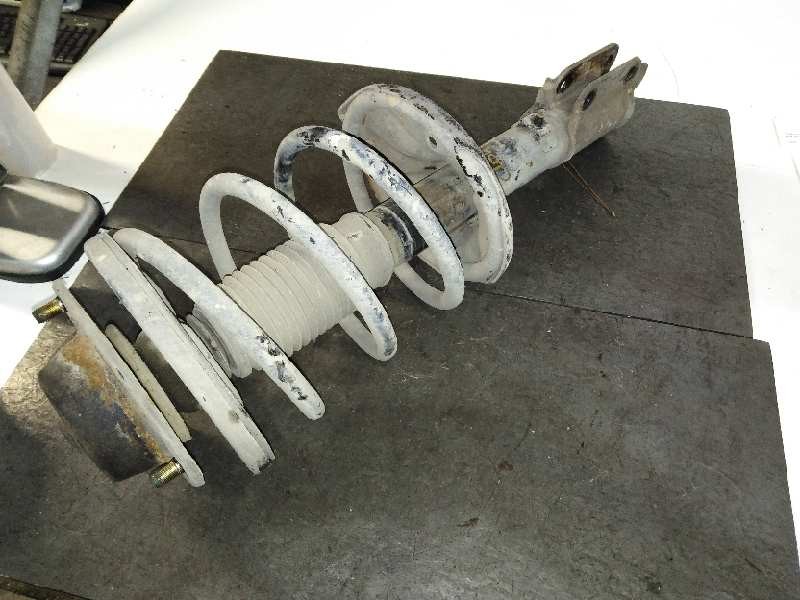 Recambio de amortiguador delantero derecho para mitsubishi santamo (hyundai) básico referencia OEM IAM   