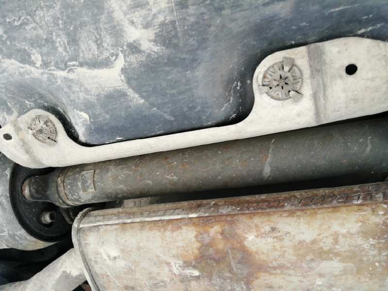 Recambio de transmision central para volkswagen golf iv berlina (1j1) 1.9 tdi referencia OEM IAM Jmh 10145  