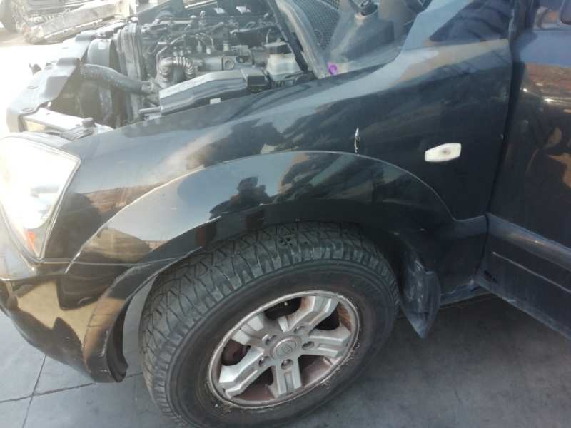 Recambio de aleta delantera izquierda para kia sorento 2.5 crdi active referencia OEM IAM  RAYADA 