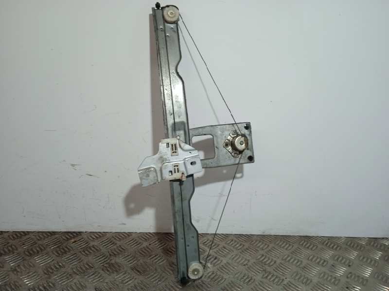 Recambio de elevalunas delantero derecho para dacia sandero básico referencia OEM IAM  MANUAL 