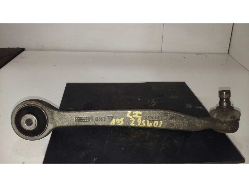 Recambio de brazo suspension superior delantero izquierdo para audi a4 berlina (b5) 1.8 referencia OEM IAM   