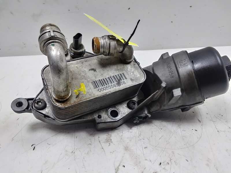 Recambio de enfriador aceite motor para opel insignia berlina 2.0 cdti cat referencia OEM IAM 00055565958  