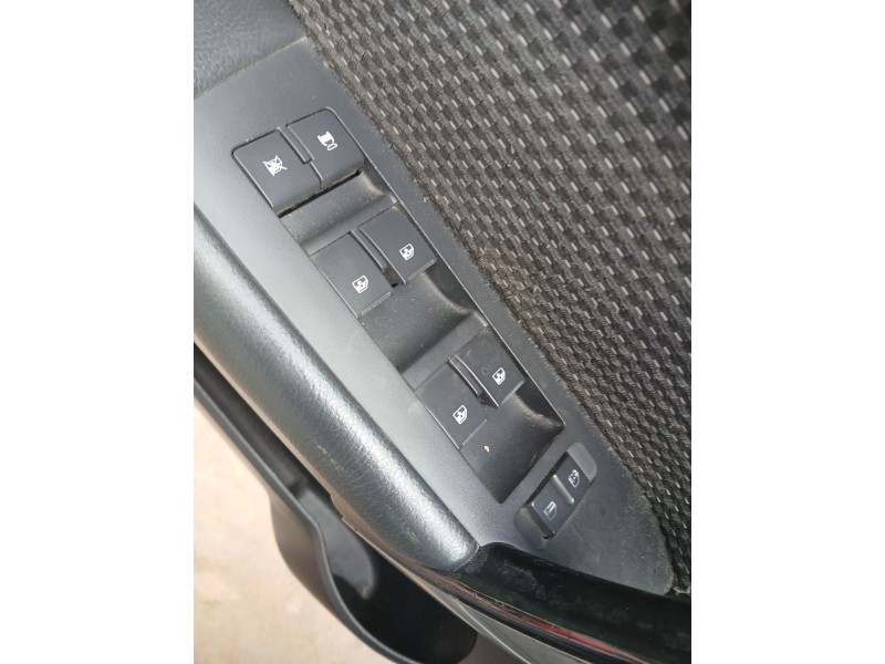 Recambio de mando elevalunas delantero izquierdo para chevrolet captiva (c100, c140) 2.0 d referencia OEM IAM   