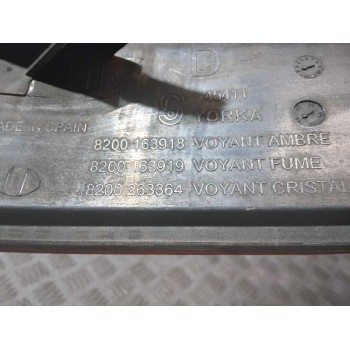 Recambio de piloto delantero derecho para renault master ii phase 2 caja cerrada 2.5 diesel referencia OEM IAM 8200163918  