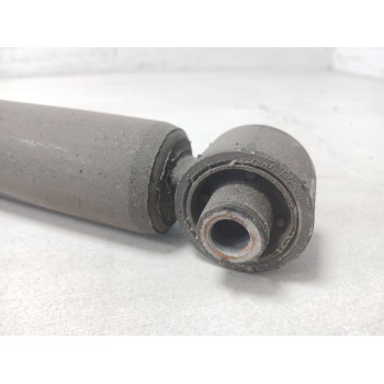 Recambio de amortiguador trasero derecho para kia ceed gt line referencia OEM IAM 55300j7ac0  