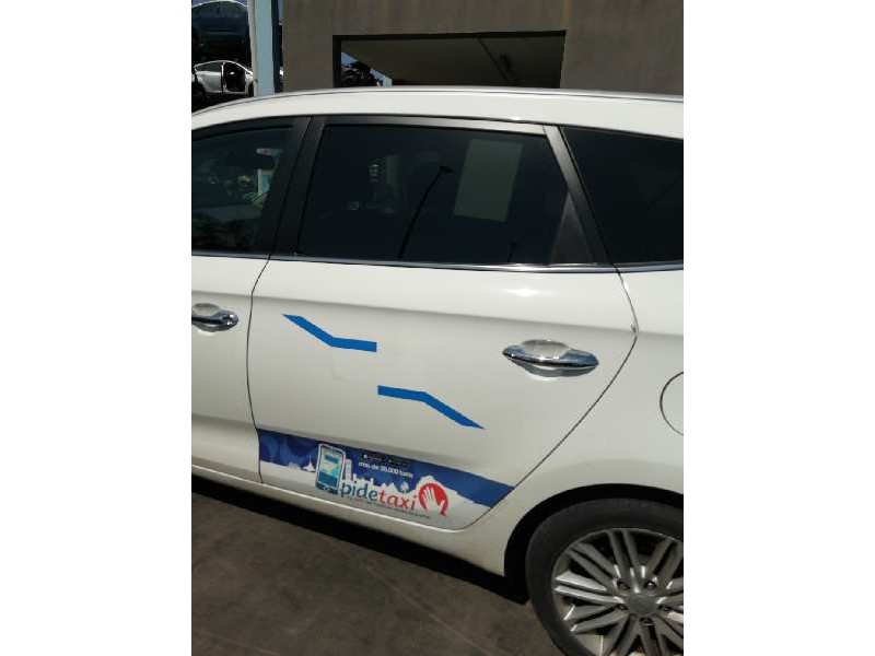 Recambio de puerta trasera izquierda para kia carens ( ) basic referencia OEM IAM 77003A4000  