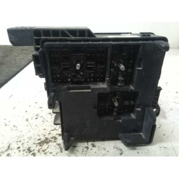 Recambio de caja reles / fusibles para kia cee´d active referencia OEM IAM   