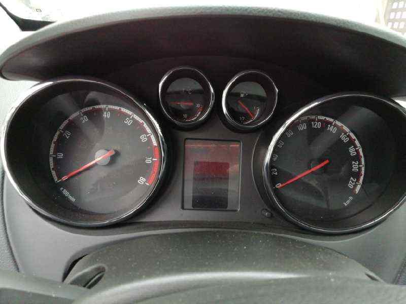 Recambio de cuadro instrumentos para opel meriva b cosmo referencia OEM IAM   