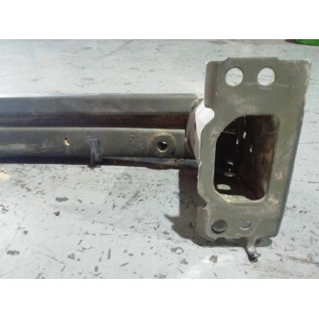 Recambio de refuerzo paragolpes delantero para toyota auris edition referencia OEM IAM   