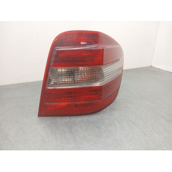 PILOTO TRASERO DERECHO 404122R 