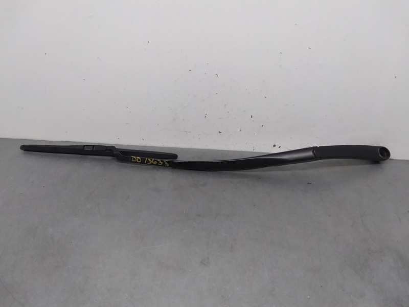 Recambio de brazo limpia delantero derecho para kia xceed tech referencia OEM IAM 98321J7000  