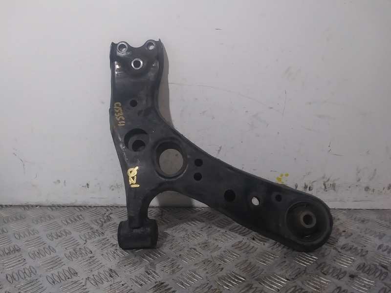 Recambio de brazo suspension inferior delantero izquierdo para lexus ct 200h referencia OEM IAM   