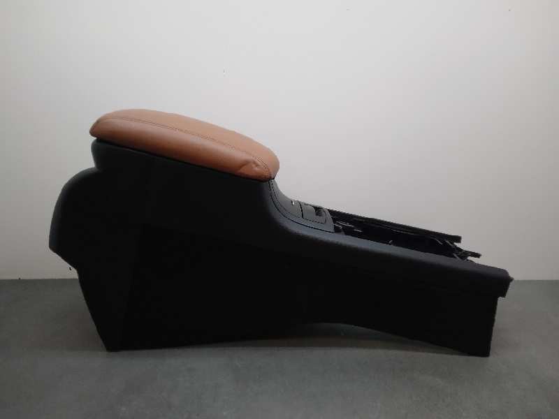 Recambio de apoyabrazos central para citroën c6 básico referencia OEM IAM   