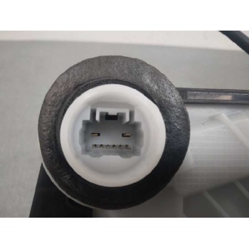 Recambio de cerradura puerta delantera izquierda para toyota yaris hybrid active referencia OEM IAM  8 PINES 