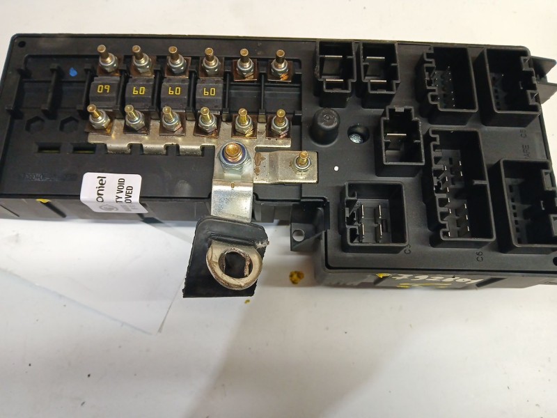 Recambio de caja reles / fusibles para volvo s60 i (384) 2.4 t referencia OEM IAM 518322110  