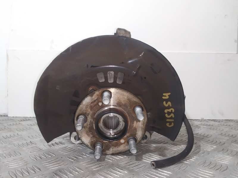 Recambio de mangueta delantera derecha para lexus ct 200h referencia OEM IAM 4320147030  