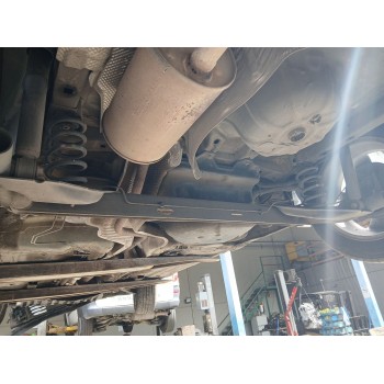 Recambio de puente trasero para renault clio iv (bh_) 1.2 16v referencia OEM IAM 555013001R  