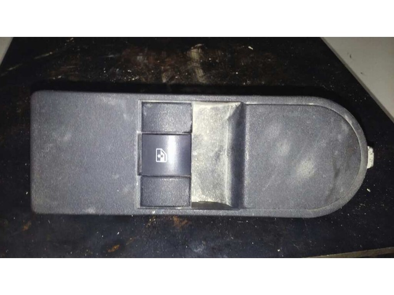 Recambio de mando elevalunas delantero derecho para opel zafira b cosmo referencia OEM IAM 13228709  