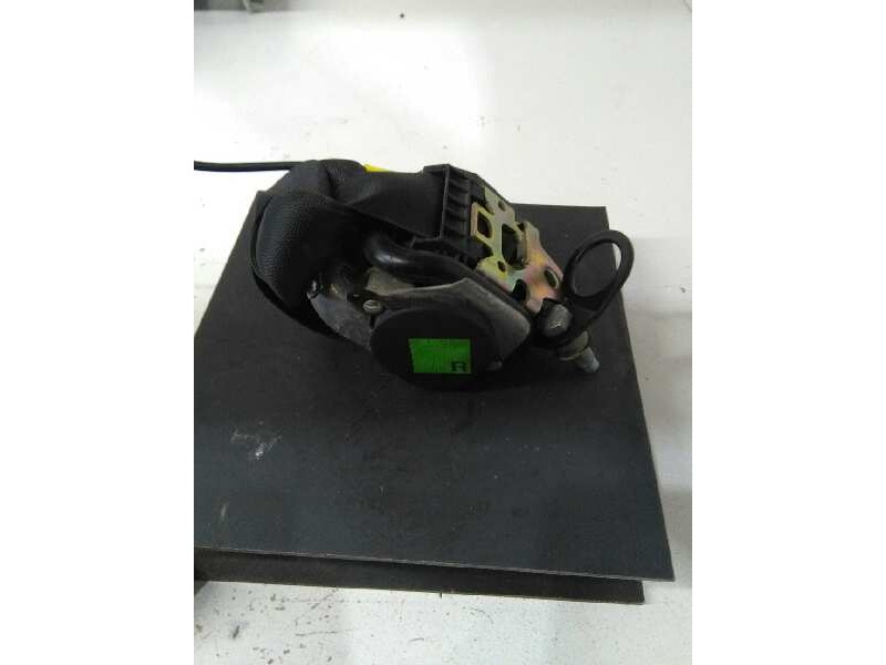 Recambio de pretensor airbag derecho para mercedes-benz clase a (w168) 160 (168.033) referencia OEM IAM  CINTURON NEGRO 