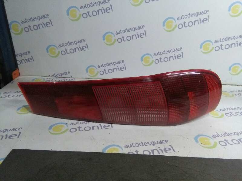 Recambio de piloto trasero derecho para fiat punto berlina (176) referencia OEM IAM   