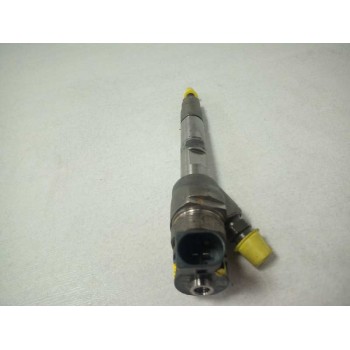 Recambio de inyector para toyota avensis touring sports advance referencia OEM IAM 8514146 0445110613 