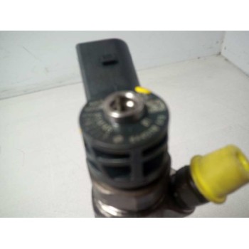 Recambio de inyector para toyota avensis touring sports advance referencia OEM IAM 8514146 0445110613 