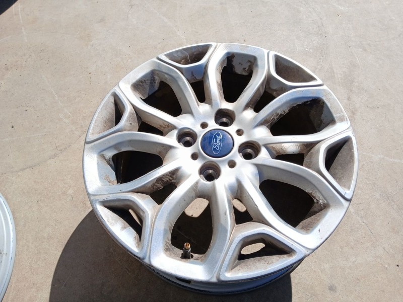 Recambio de llanta para ford ecosport trend referencia OEM IAM 6JX16 H2 ET37.5 X1 CN151007E1C