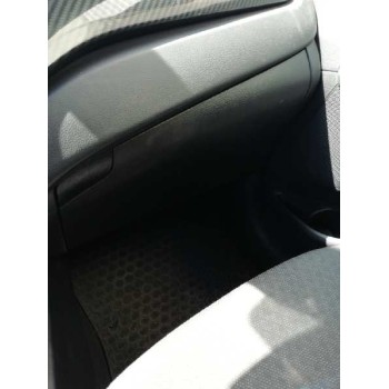 Recambio de guantera para kia carens ( ) basic referencia OEM IAM 84511A4000  