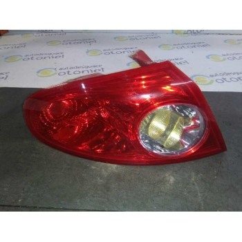 PILOTO TRASERO IZQUIERDO E EXTERIOR