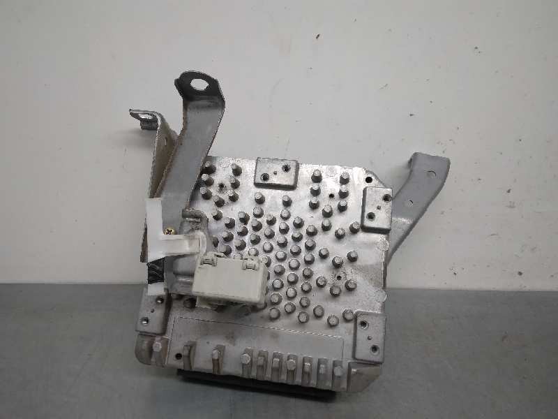 Recambio de centralita abs para toyota prius (nhw20) basis referencia OEM IAM 8954047080  