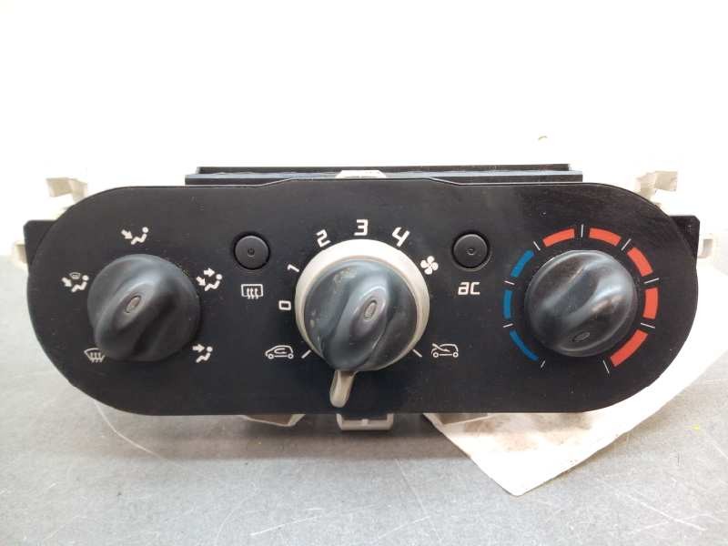 Recambio de mando calefaccion / aire acondicionado para renault twingo acces referencia OEM IAM 69837001  