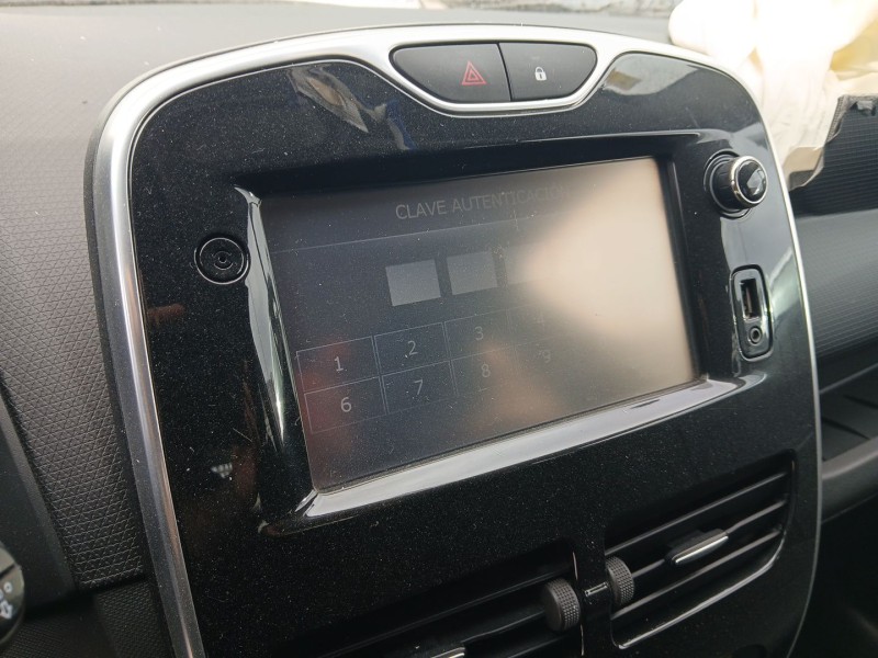 Recambio de sistema audio / radio cd para renault clio iv (bh_) 1.2 16v referencia OEM IAM   