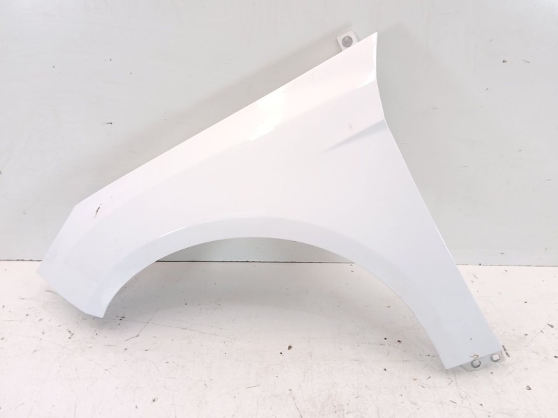 Recambio de aleta delantera izquierda para ford focus iii 1.5 tdci referencia OEM IAM 2171304  