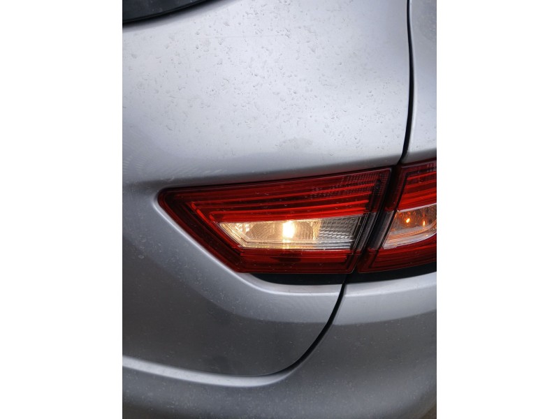 Recambio de piloto trasero derecho interior para renault clio iv (bh_) 1.2 16v referencia OEM IAM   