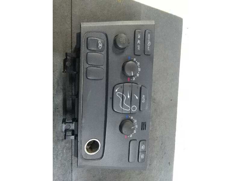 Recambio de mando climatizador para volvo s60 berlina d5 referencia OEM IAM 8651242  