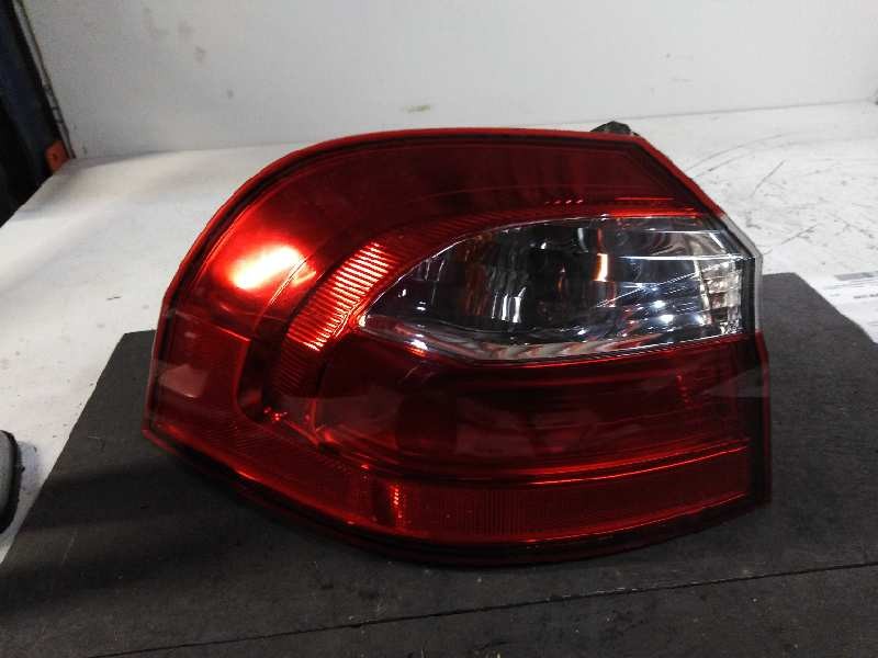 Recambio de piloto trasero izquierdo para kia rio 1.2 cat referencia OEM IAM 924011WZL  924011WZL